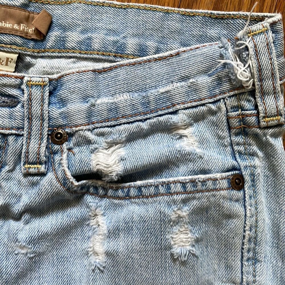 Abercrombie & Fitch Vintage ripped shorts ♥️ - Picture 5 of 7